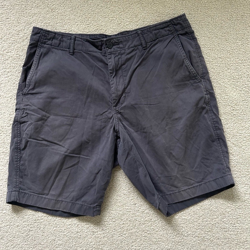 Uniqlo Men's Gray Shorts